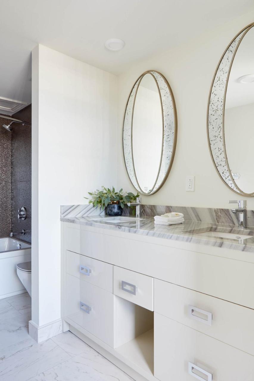 Deluxe Canal Street Suites By Sonder New Orleans Phòng bức ảnh